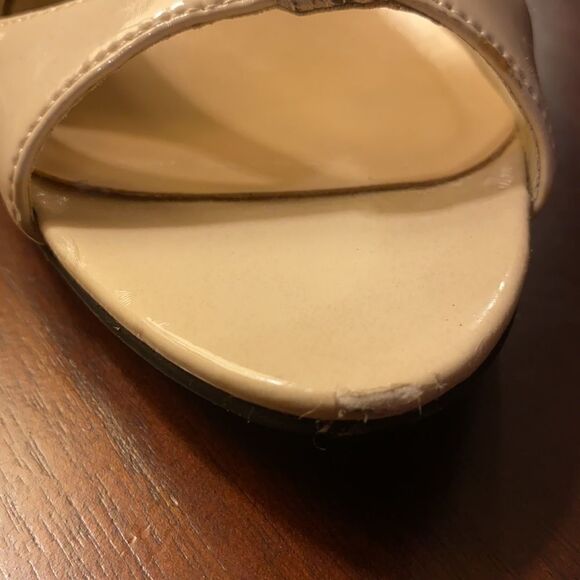 Candie’s Wikked Heels, Tan, Gold, Snakeskin Sz 8M - Picture 8 of 9